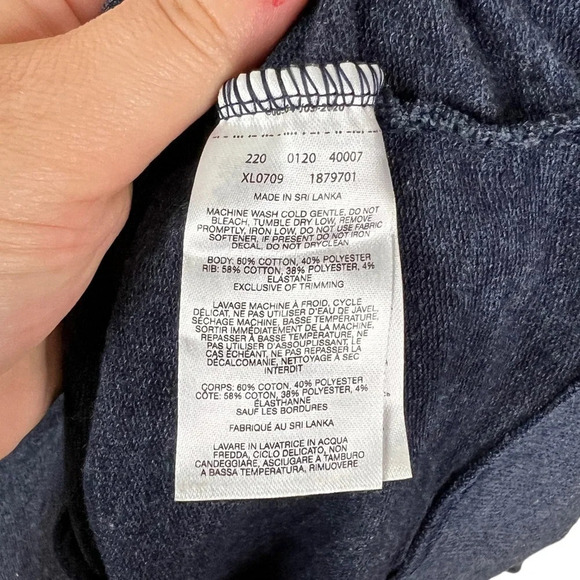 Columbia • Navy Wild Graphic Crewneck Sweater - Picture 5 of 8